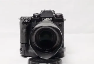 Fuji Xh1+Fujinon XF 16-55 mm F2.8 + 200mm Zeiss