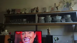 Mesa de comedor , más mueble auxiliar
