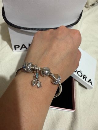 pulsera Pandora + charms