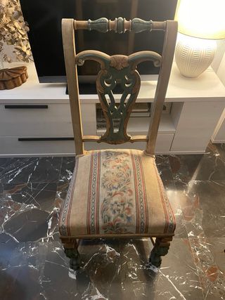 Silla de madera maciza confeccionada a mano