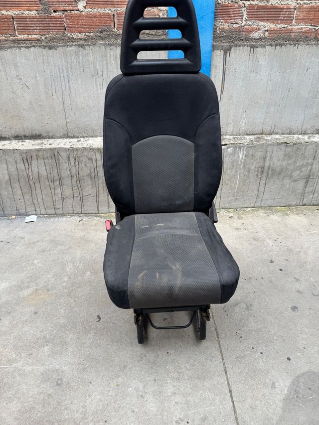 Asiento conductor iveco daily