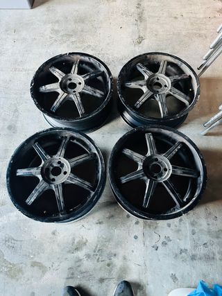 SET LLANTAS 19”