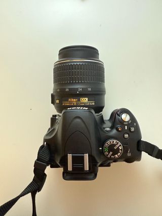 Cámara Réflex Nikon D5100 + Lente 18-55 mm