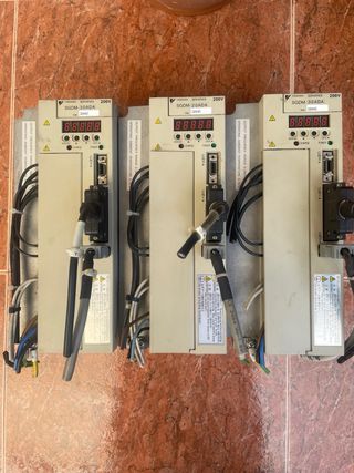 2 Controladores servo sgdm 30ada y 1 sgdm 20ada