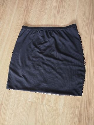 Falda con lentejuelas 