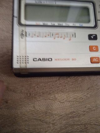 ANTIGUA CALCULADORA MARCA CASIO MODELO MELODY-80