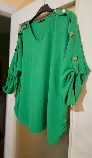 Blusa holgada botones