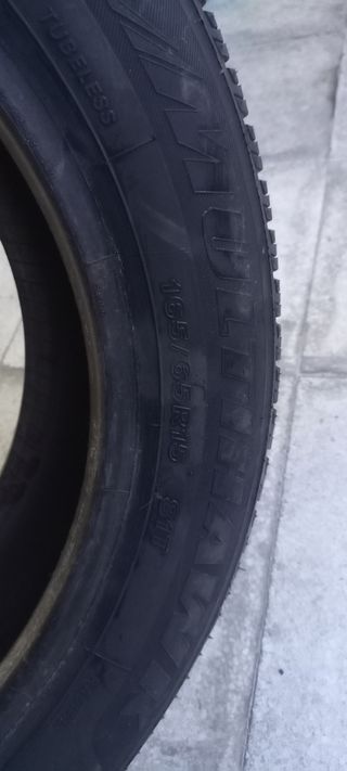 Neumático firestone multihawk 165/65 R15 81T