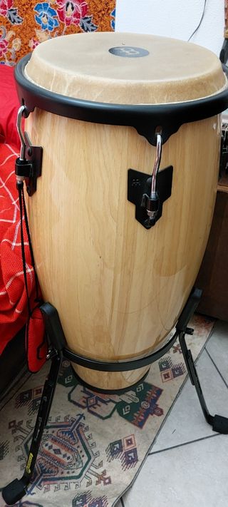 Congas Meinl 10'-11' handliner range con supporti