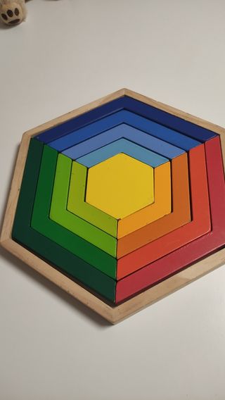 Puzzle Hexagonal Montessori madera