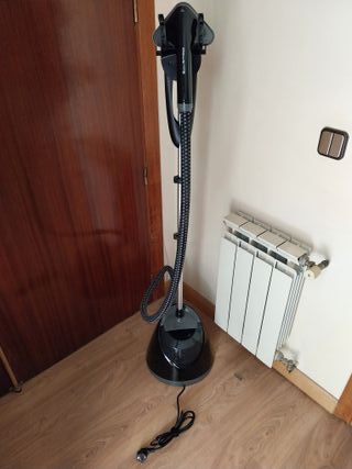 Plancha/Cepillo Vapor Vertical Rowenta