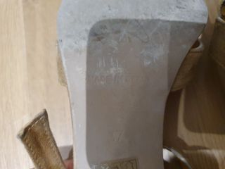 Sandalias amarillas tacón t37 Lesac