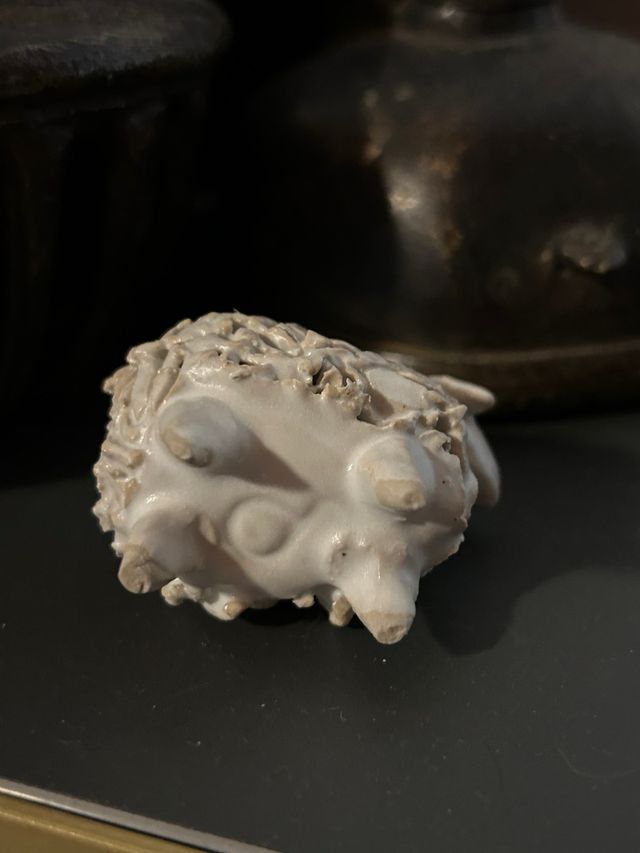 Piccola pecora in ceramica