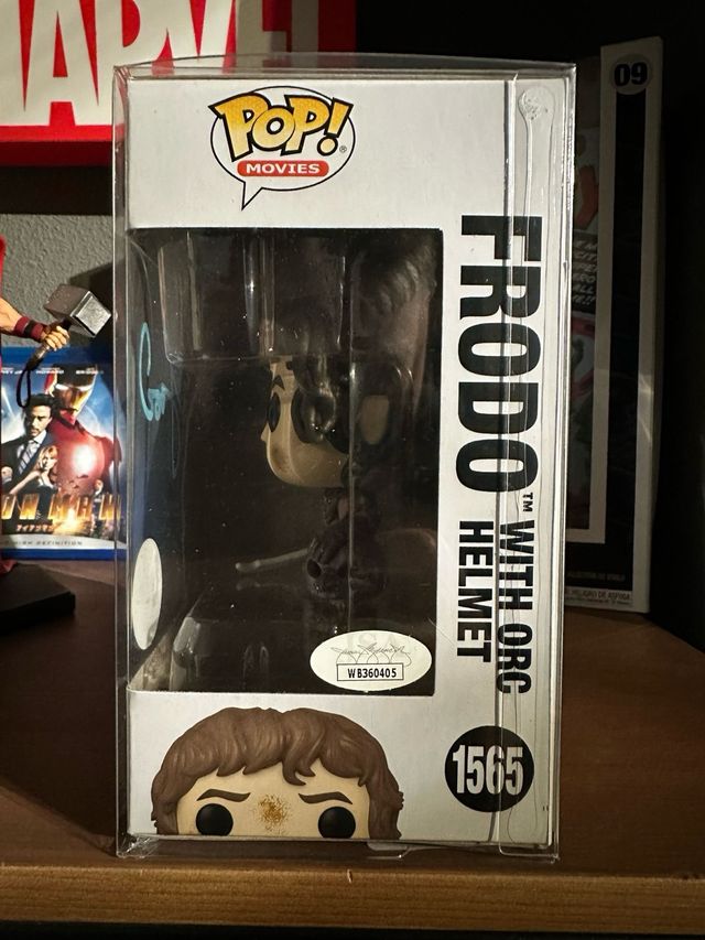Funko Pop Frodo Firmado