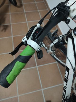 Bicicleta 26" doble suspensión 