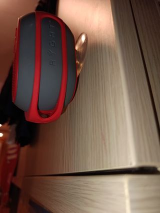 Altavoz portátil resistente al agua