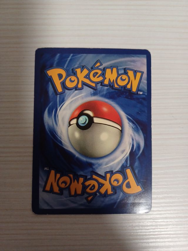 Carta pokemon Charizard VMAX