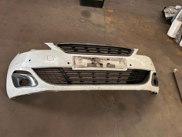 Defensa delantera 308 t9 completa