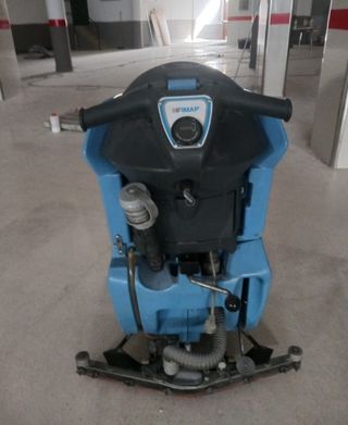 Fregadora limpiadora industrial