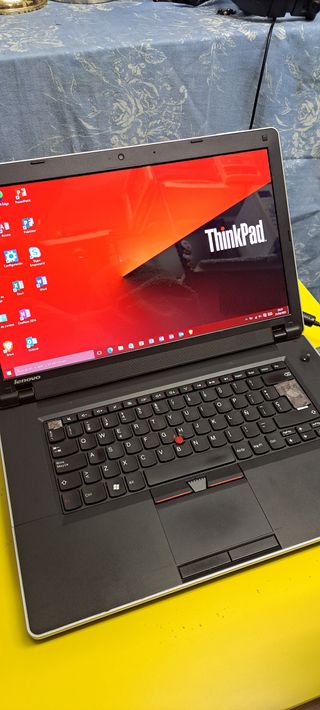 Lenovo ThinkPad Edge 15 AMD