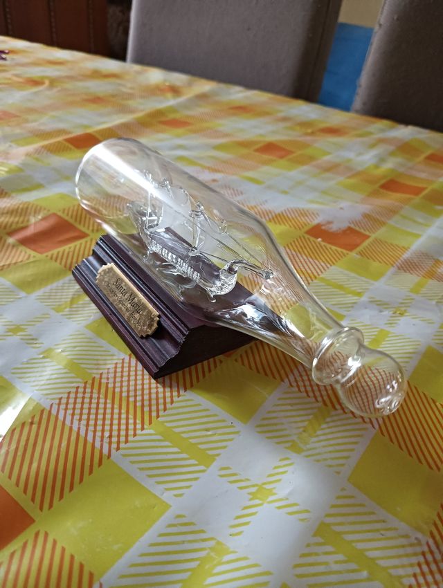 Soprammobile design vetro caravella santa Maria