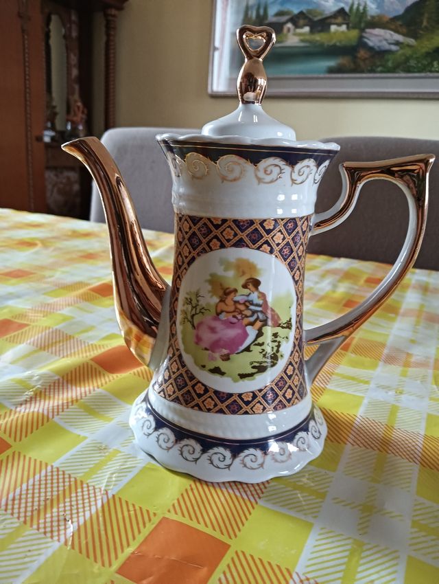 Teiera ceramica dipinta