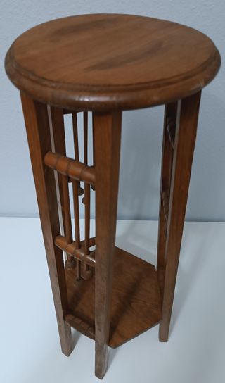 Soporte de madera para macetas de 6 patas