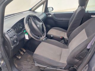 Opel Zafira 2004