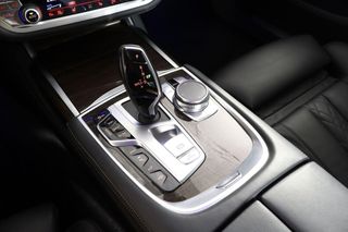 BMW Serie 7 740 e iPerformance 326cv