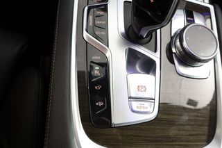 BMW Serie 7 740 e iPerformance 326cv