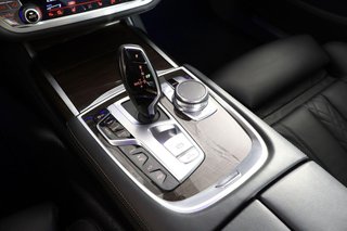BMW Serie 7 740 e iPerformance 326cv