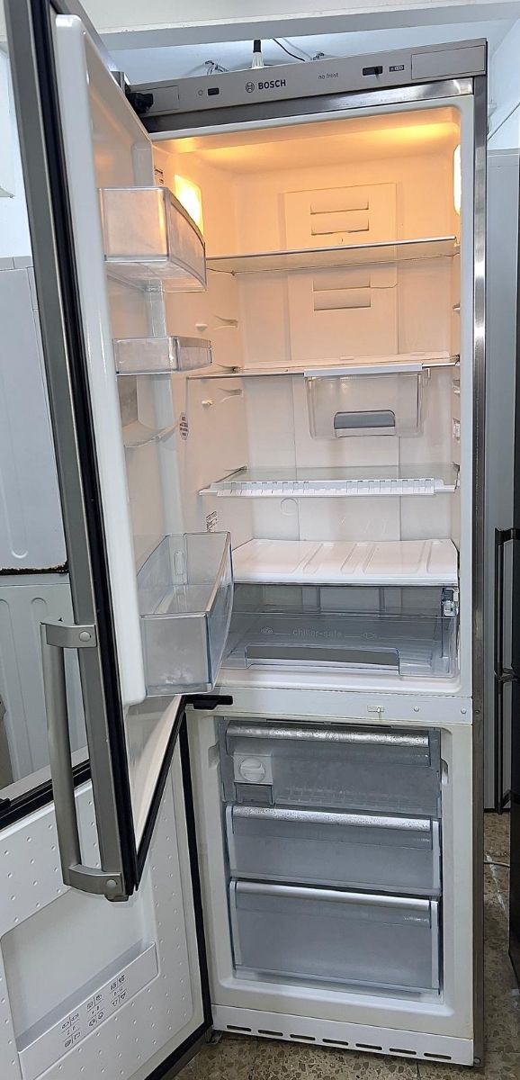 *NEVERA BOSCH*