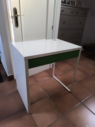 Escritorio de niño