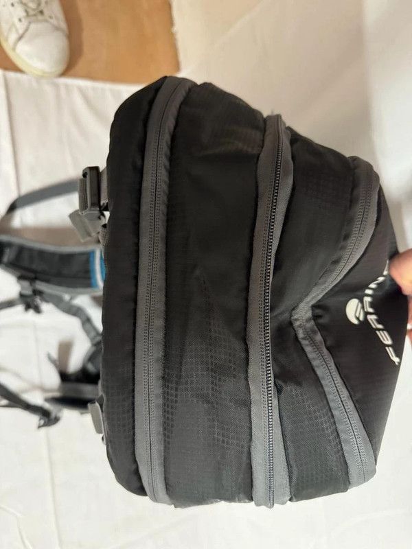 Zaino da trekking Ferrino da 30L