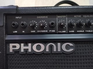 Amplificador para guitarra SONICS 30W RMS