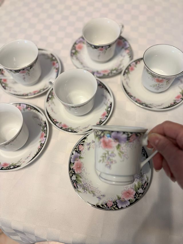 Servizio 6 tazze The in ceramica