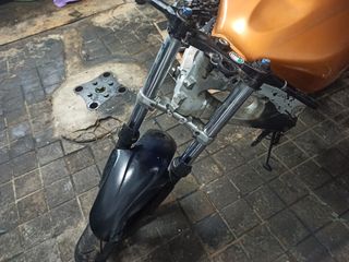 Tren delantero de Yamaha R6 año 2002