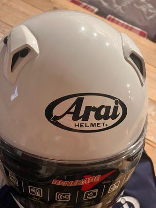 Casco ARAI Renegade V.   NUOVO