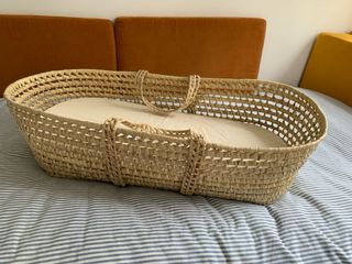 Capazo moises con colchon y estructura soporte