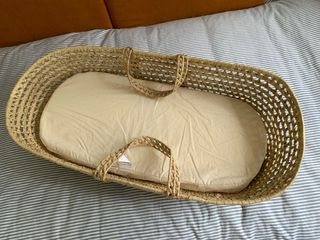 Capazo moises con colchon y estructura soporte