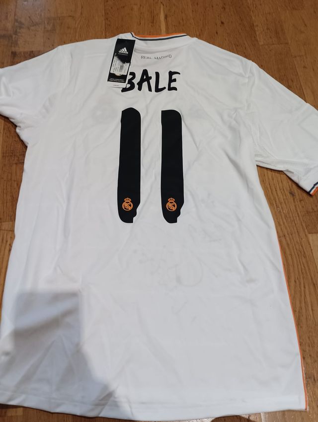 Camiseta del real madrid firmada por Cristiano R
