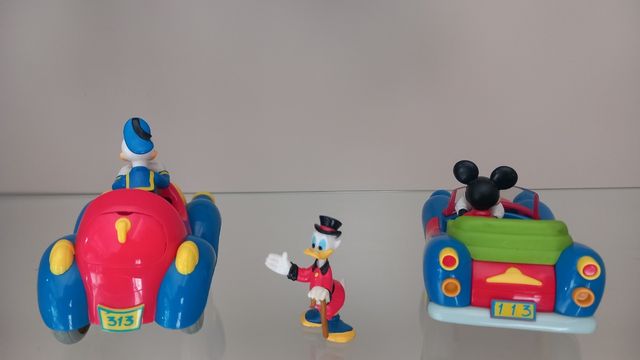 AUTO PAPERINO E TOPOLINO CON PAPERON DE' PAPERONI 