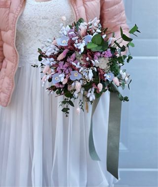 Ramo de flores silvestres preservadas