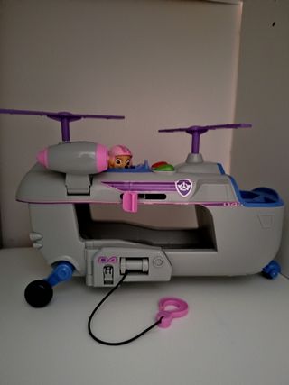 Avión patrulla canina. Sky