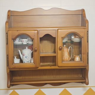 Estantería y alacena pino