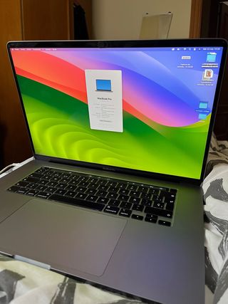Macbook Pro 16”