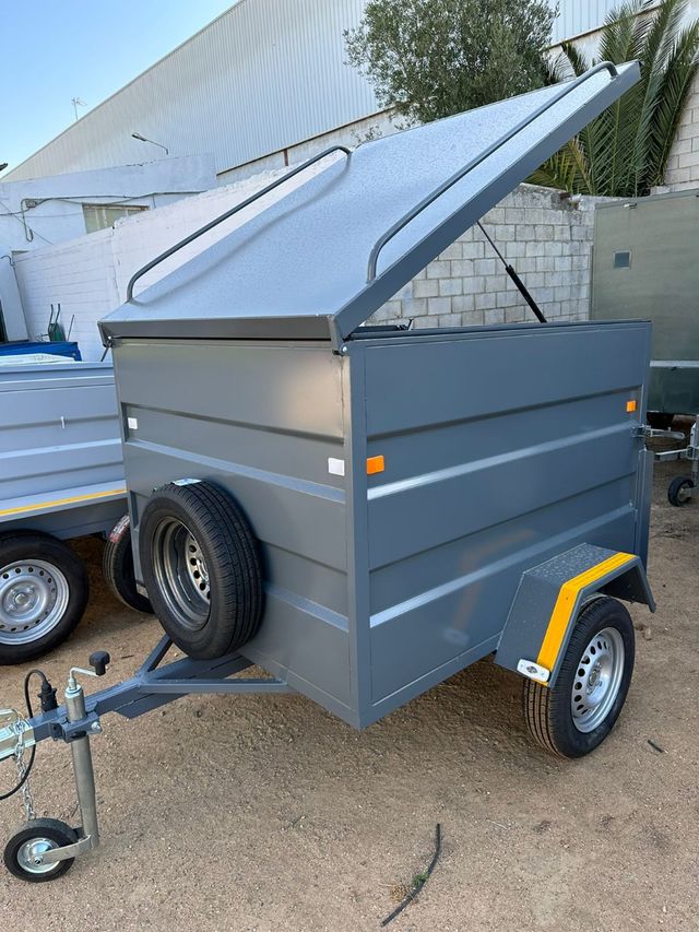 Remolque para turismo con tapadera