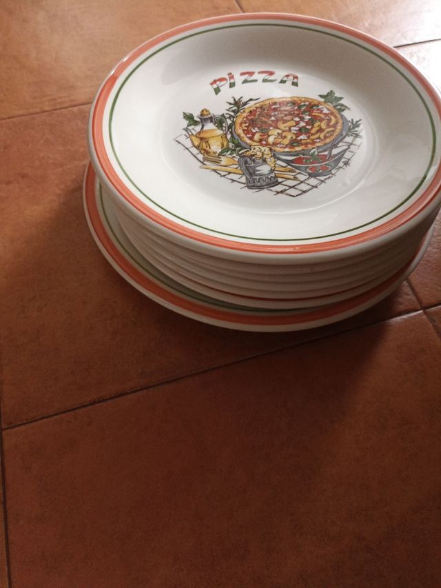 Juego de platos para pizza