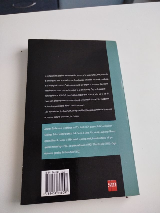 Falso movimiento (Gran Angular) (Spanish Edition)