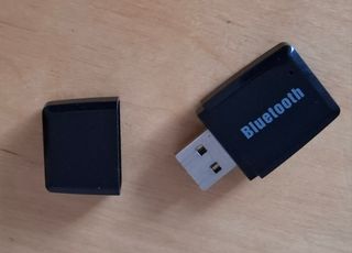 Connessione USB del ricevitore Bluetooth